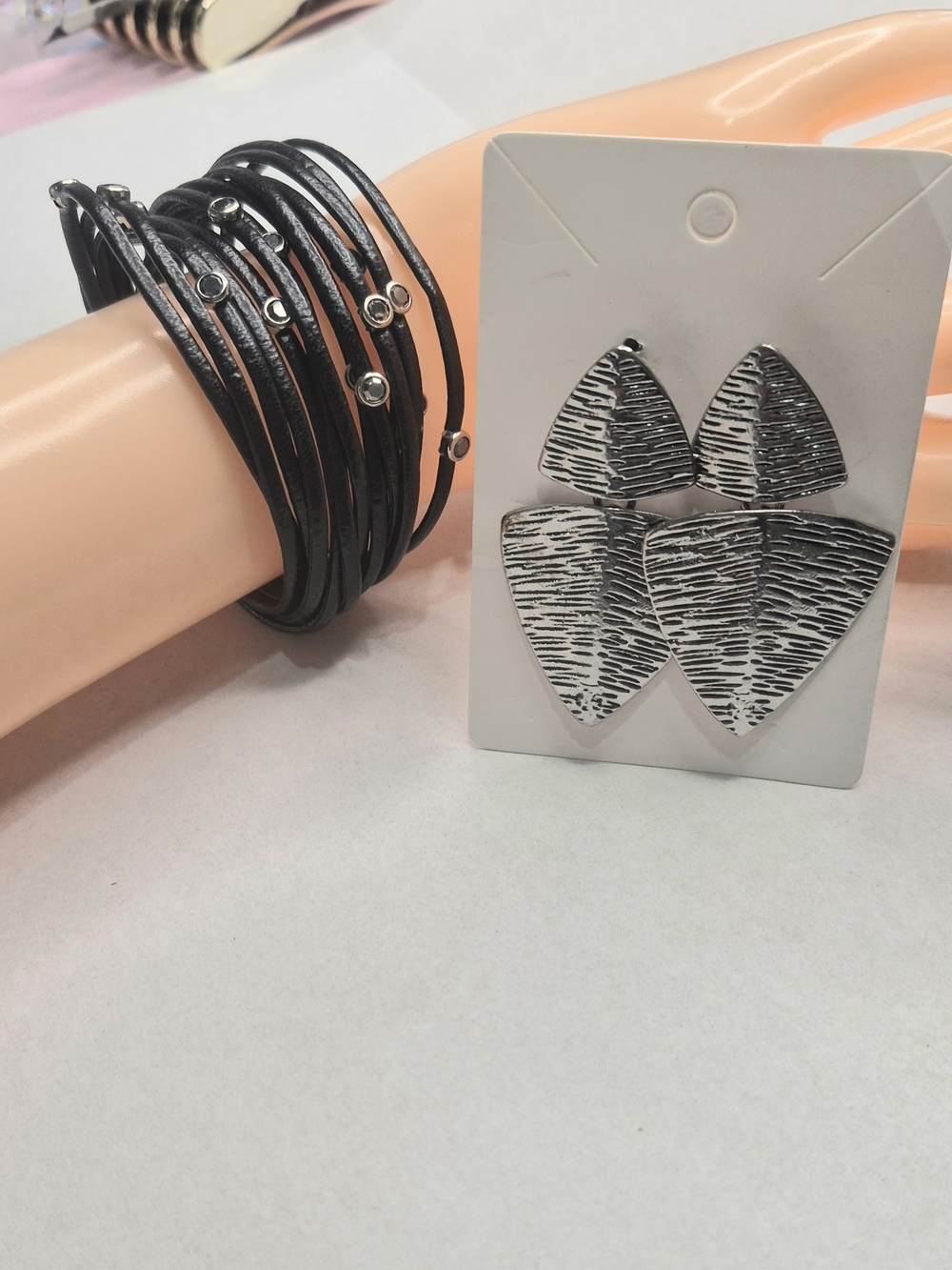 Black Multi-Strand Leather  Silver Stud Accent Bracelet & Arrowhead  Earrings